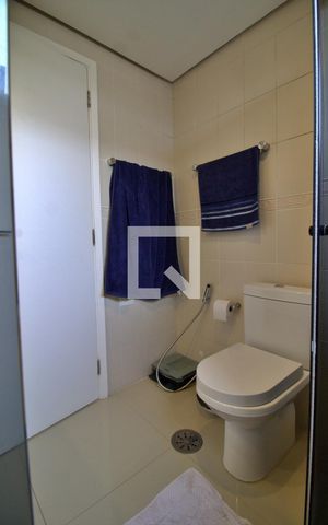 Apartamento para alugar com 158m², 2 quartos e 3 vagasBanheiro da Suíte 2