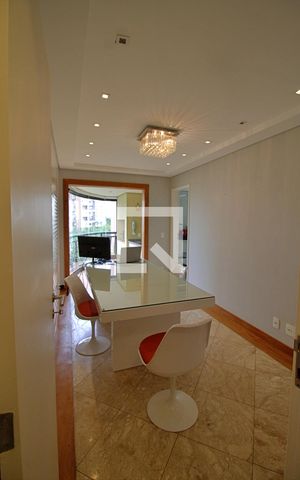 Apartamento para alugar com 158m², 2 quartos e 3 vagasSala de Jantar