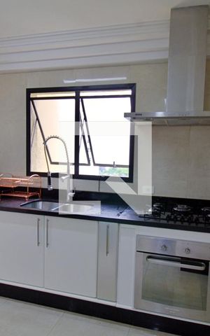 Apartamento para alugar com 158m², 2 quartos e 3 vagasCozinha