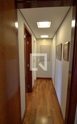 Apartamento para alugar com 158m², 2 quartos e 3 vagasCorredor