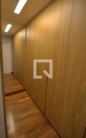 Apartamento para alugar com 158m², 2 quartos e 3 vagasCloset