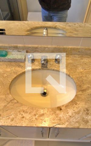 Apartamento para alugar com 158m², 2 quartos e 3 vagasBanheiro da Suíte 2