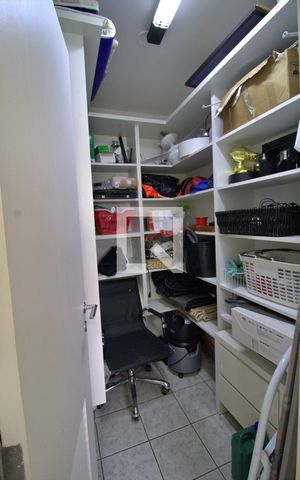 Apartamento para alugar com 158m², 2 quartos e 3 vagasQuarto de Serviço