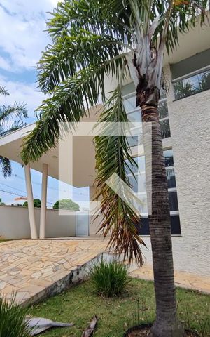Casa de condomínio à venda com 188m², 3 quartos e 4 vagasFachada 