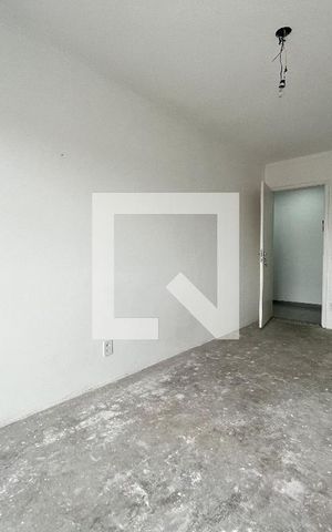 Apartamento à venda com 35m², 1 quarto e sem vaga Apartamento à venda com 35m², 1 quarto e sem vagaSala
