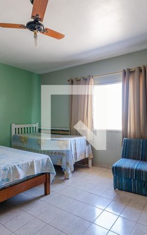 Casa para alugar com 300m², 5 quartos e 4 vagas Casa para alugar com 300m², 5 quartos e 4 vagasQuarto 2