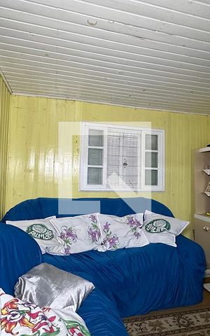 Casa à venda com 140m², 3 quartos e 2 vagasSala