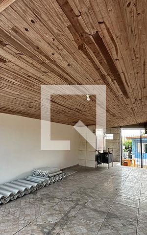 Casa à venda com 140m², 3 quartos e 2 vagasÁrea Externa