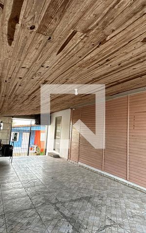 Casa à venda com 140m², 3 quartos e 2 vagasÁrea Externa
