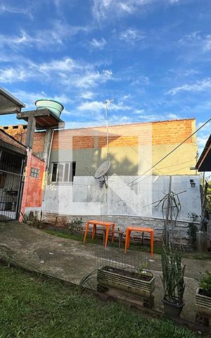 Casa à venda com 140m², 3 quartos e 2 vagasÁrea Externa