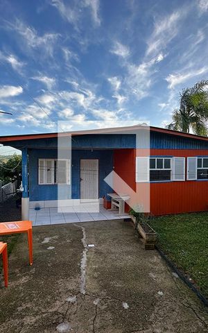 Casa à venda com 140m², 3 quartos e 2 vagasÁrea Externa