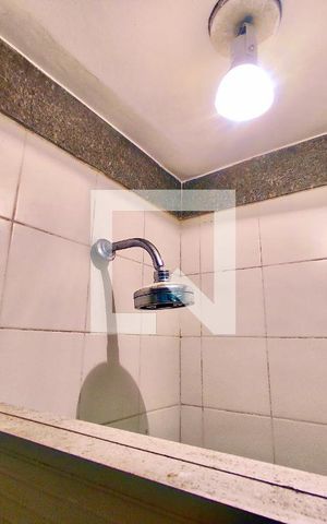Casa à venda com 600m², 6 quartos e 2 vagas Casa à venda com 600m², 6 quartos e 2 vagasBanheiro social