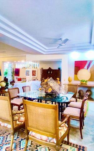 Casa à venda com 600m², 6 quartos e 2 vagas Casa à venda com 600m², 6 quartos e 2 vagasSala
