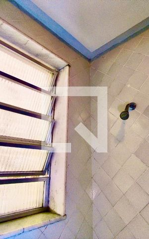 Casa à venda com 600m², 6 quartos e 2 vagas Casa à venda com 600m², 6 quartos e 2 vagasBanheiro social 2