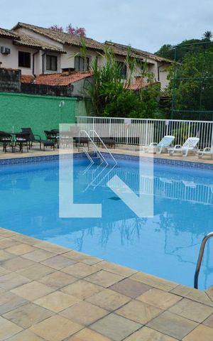 Casa de condomínio à venda com 107m², 3 quartos e 2 vagas Casa de condomínio à venda com 107m², 3 quartos e 2 vagasSaúna
