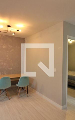 Apartamento para alugar com 55m², 2 quartos e 1 vagaSala 