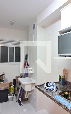Apartamento para alugar com 55m², 2 quartos e 1 vagaCozinha e Área de Serviço