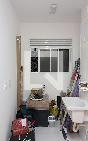 Apartamento para alugar com 55m², 2 quartos e 1 vagaCozinha e Área de Serviço