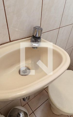 Casa à venda com 180m², 3 quartos e 4 vagasBanheiro de Serviço