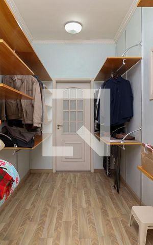 Casa à venda com 180m², 3 quartos e 4 vagasCloset da Suíte 1