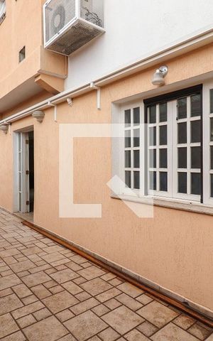 Casa à venda com 180m², 3 quartos e 4 vagasGaragem