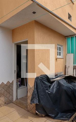 Casa à venda com 180m², 3 quartos e 4 vagasQuintal do Fundos