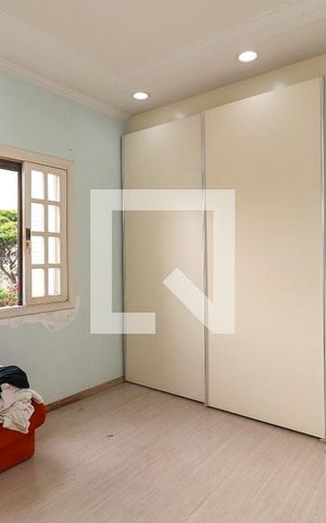 Casa à venda com 180m², 3 quartos e 4 vagasSuíte 2