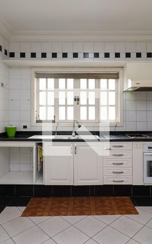 Casa à venda com 180m², 3 quartos e 4 vagasCozinha