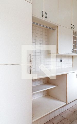 Casa à venda com 180m², 3 quartos e 4 vagasÁrea de Serviço