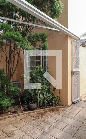 Casa à venda com 180m², 3 quartos e 4 vagasGaragem