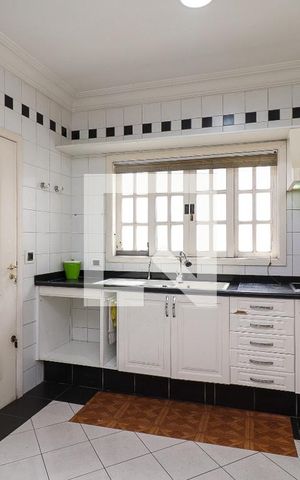 Casa à venda com 180m², 3 quartos e 4 vagasCozinha