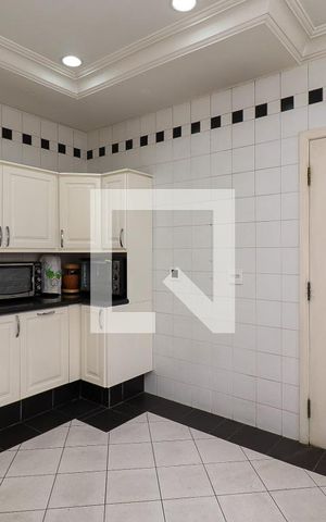 Casa à venda com 180m², 3 quartos e 4 vagasCozinha