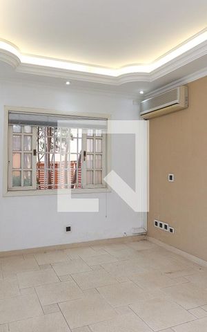 Casa à venda com 180m², 3 quartos e 4 vagasSala de Estar