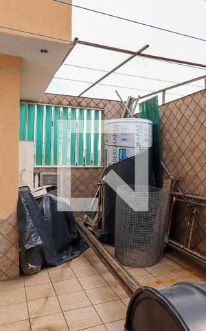 Casa à venda com 180m², 3 quartos e 4 vagasQuintal do Fundos