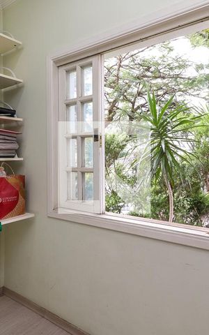 Casa à venda com 180m², 3 quartos e 4 vagasEscritório da Suíte 2