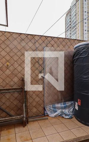 Casa à venda com 180m², 3 quartos e 4 vagasQuintal do Fundos