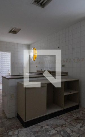 Casa à venda com 200m², 3 quartos e 1 vaga Casa à venda com 200m², 3 quartos e 1 vagaCozinha