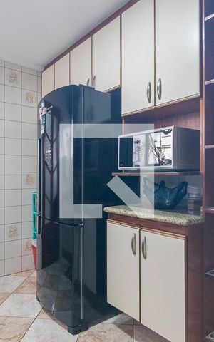 Apartamento à venda com 134m², 4 quartos e 2 vagas Apartamento à venda com 134m², 4 quartos e 2 vagasCozinha
