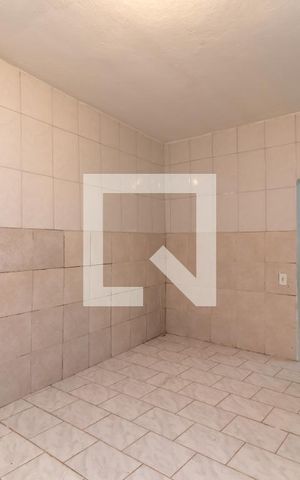 Casa para alugar com 50m², 1 quarto e sem vagaQuarto 