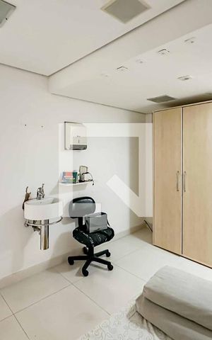 Casa à venda com 700m², 8 quartos e 2 vagasQuarto 2