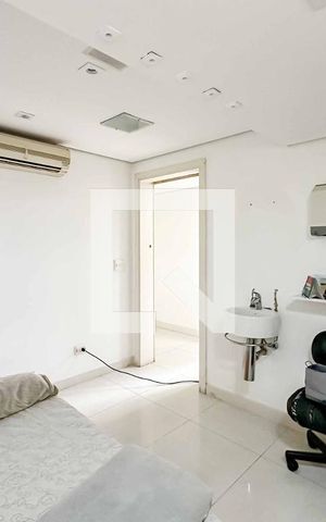 Casa à venda com 700m², 8 quartos e 2 vagasQuarto 2