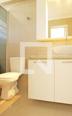 Apartamento para alugar com 146m², 3 quartos e 2 vagasBanheiro