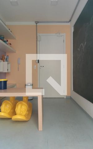 Apartamento à venda com 42m², 2 quartos e sem vagaÁrea comum