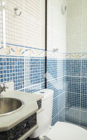 Apartamento à venda com 300m², 3 quartos e 4 vagas Apartamento à venda com 300m², 3 quartos e 4 vagasBanheiro - Cobertura