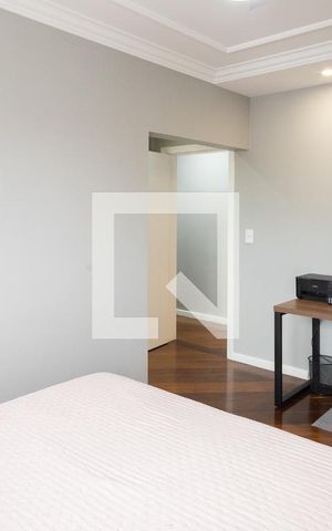 Apartamento à venda com 300m², 3 quartos e 4 vagas Apartamento à venda com 300m², 3 quartos e 4 vagasSuíte 2
