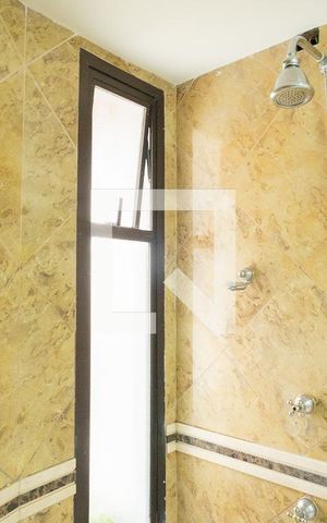 Apartamento à venda com 300m², 3 quartos e 4 vagas Apartamento à venda com 300m², 3 quartos e 4 vagasBanheiro - Suite 3