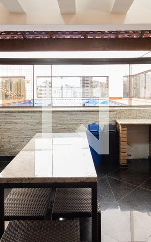 Apartamento à venda com 300m², 3 quartos e 4 vagas Apartamento à venda com 300m², 3 quartos e 4 vagasCobertura - Churrasqueira