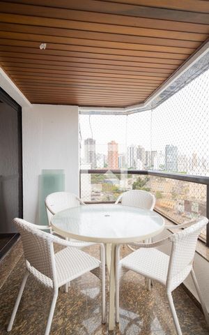 Apartamento à venda com 300m², 3 quartos e 4 vagas Apartamento à venda com 300m², 3 quartos e 4 vagasSacada -Cobertura