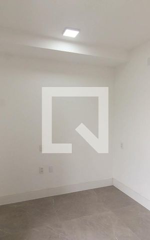 Apartamento à venda com 26m², 1 quarto e sem vaga Apartamento à venda com 26m², 1 quarto e sem vagaSala