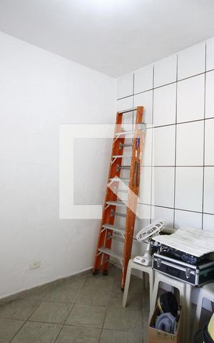 Casa à venda com 232m², 4 quartos e 2 vagasQuarto de Serviço